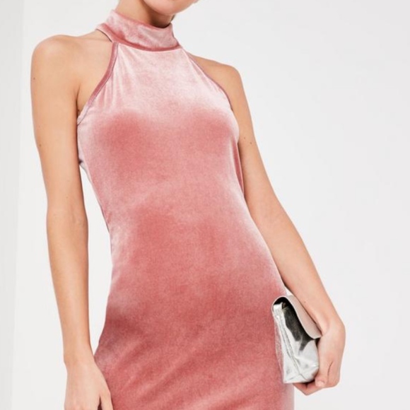 Missguided pink velvet dress - Picture 4 of 5